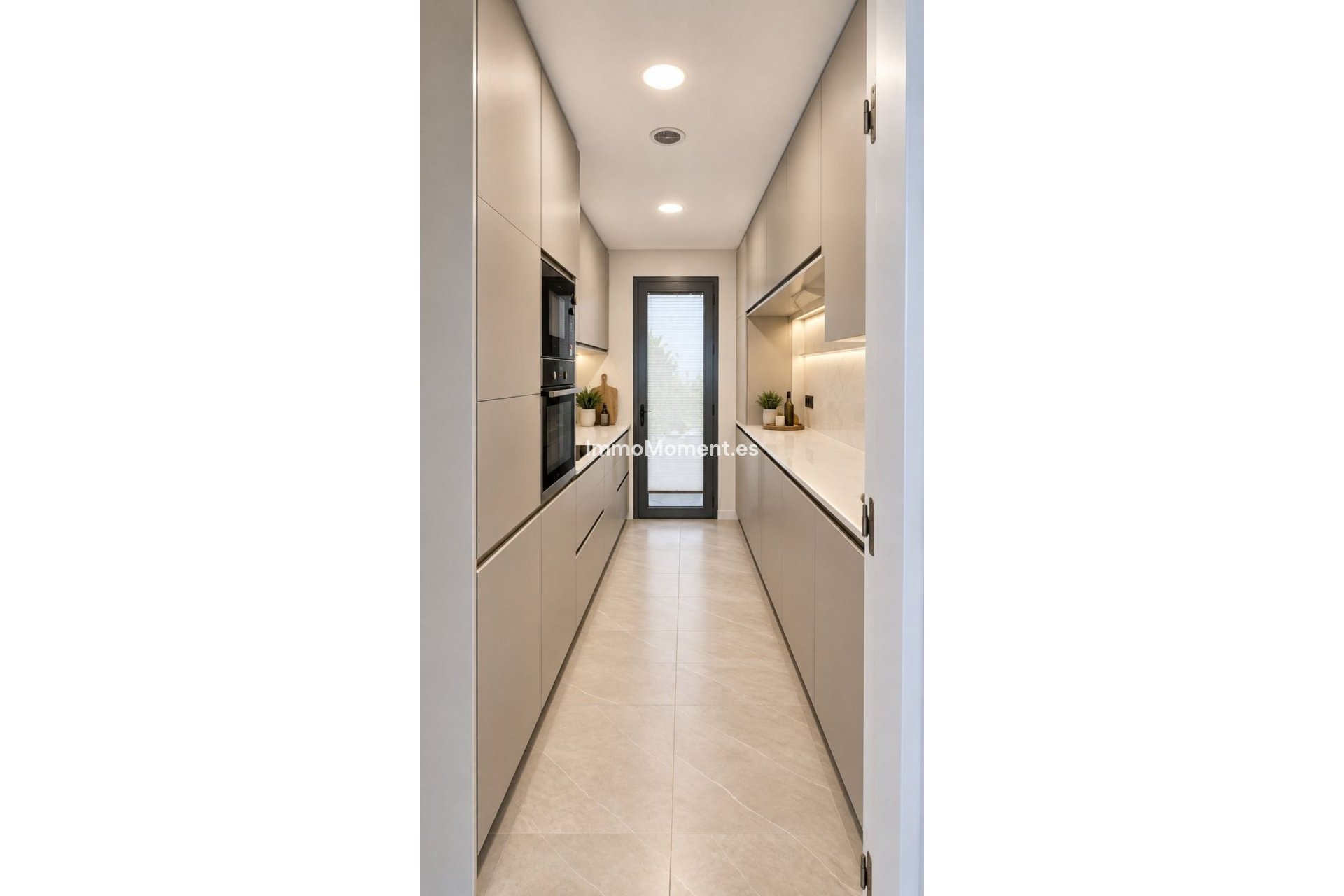 Reventa - Apartamento - Estepona  - Estepona Centro