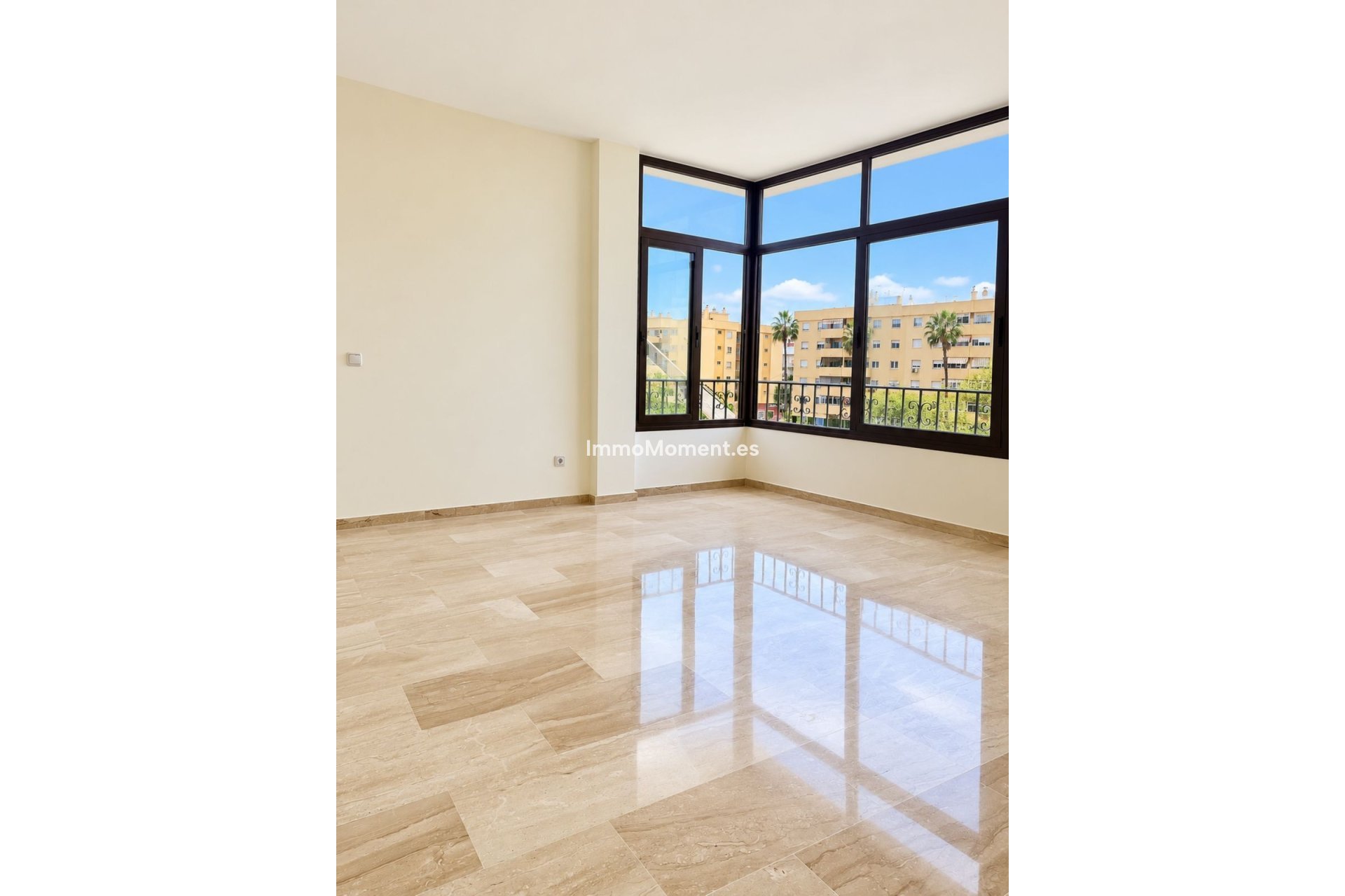Reventa - Apartamento - Estepona  - Estepona Centro