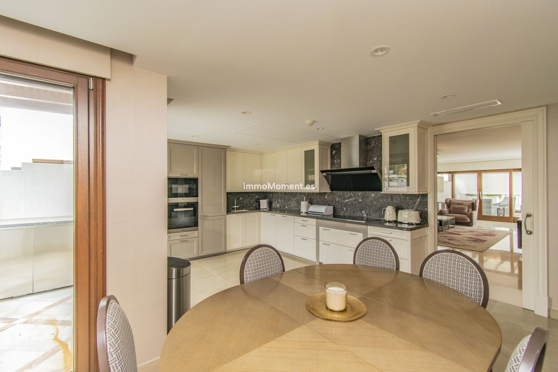 Reventa - Apartamento - Estepona  - Estepona Centro