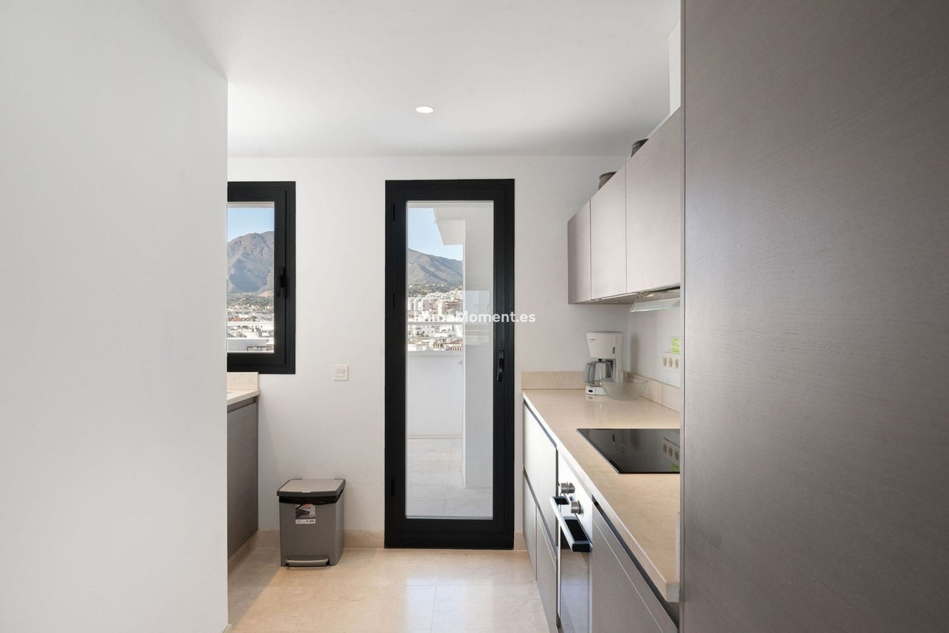 Reventa - Apartamento - Estepona  - Estepona Centro