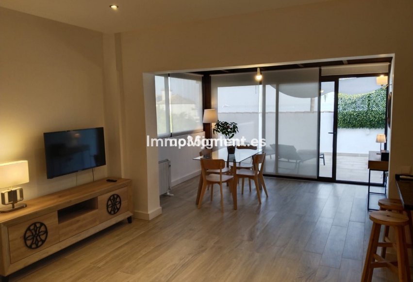 Reventa - Apartamento - Estepona  - Estepona Centro
