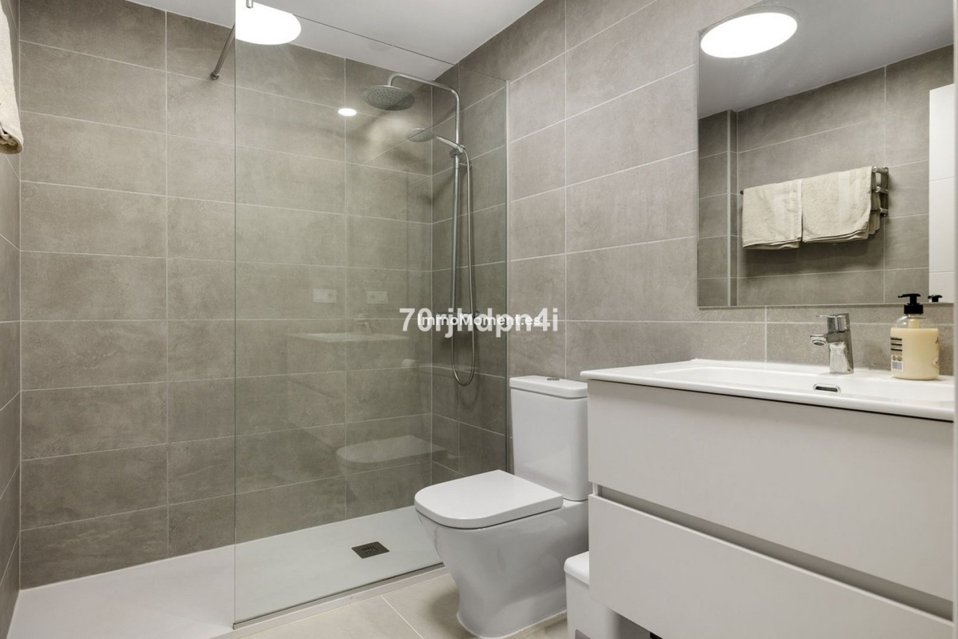 Reventa - Apartamento - Estepona  - Estepona Centro