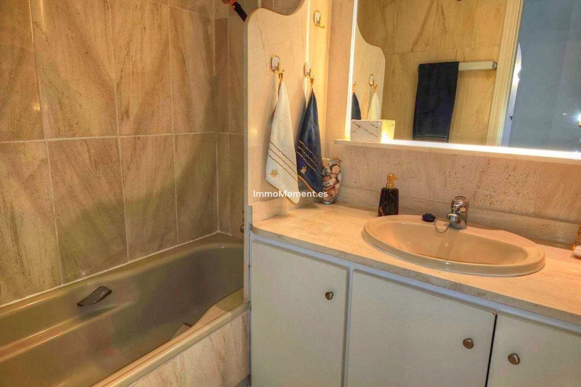 Reventa - Apartamento - Estepona  - Estepona Centro