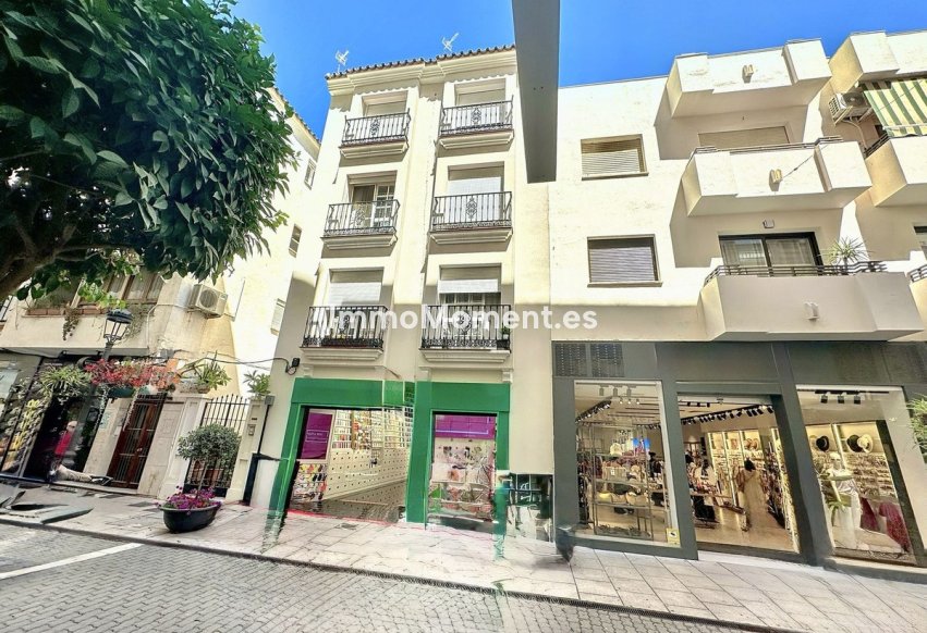 Reventa - Apartamento - Estepona  - Estepona Centro
