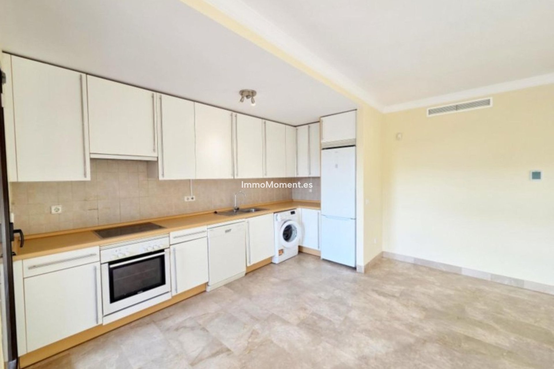Reventa - Apartamento - Estepona  - Estepona Centro