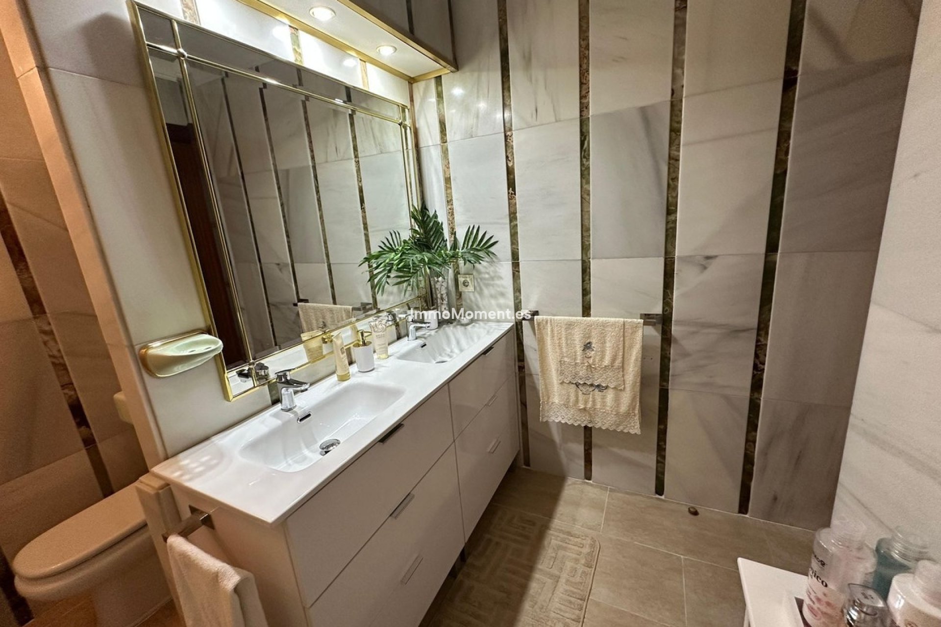 Reventa - Apartamento - Estepona  - Estepona Centro