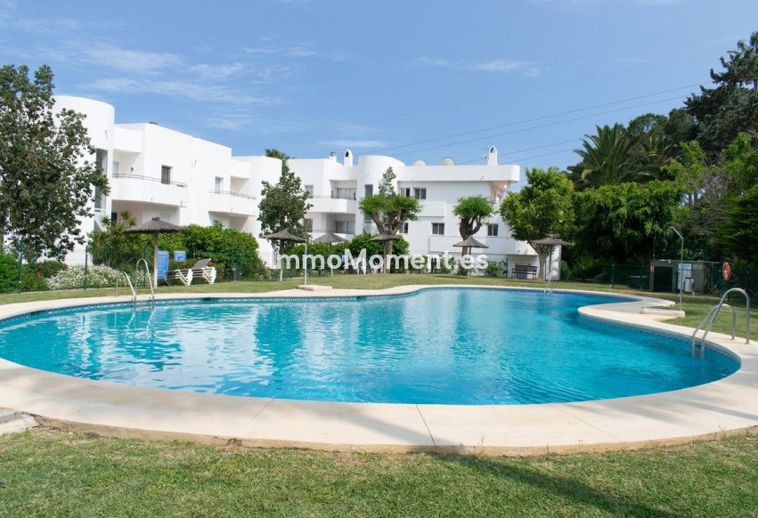 Reventa - Apartamento - Estepona  - Estepona Centro
