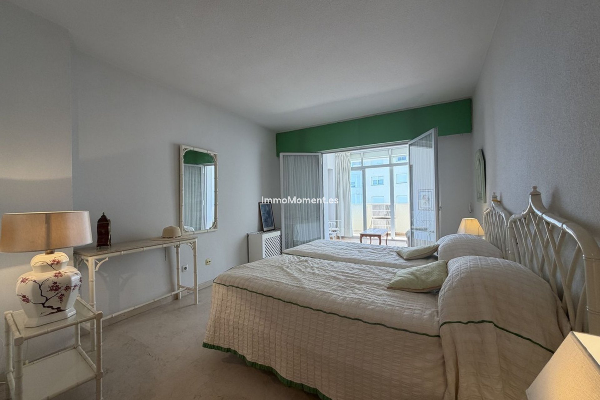 Reventa - Apartamento - Estepona  - Estepona Centro