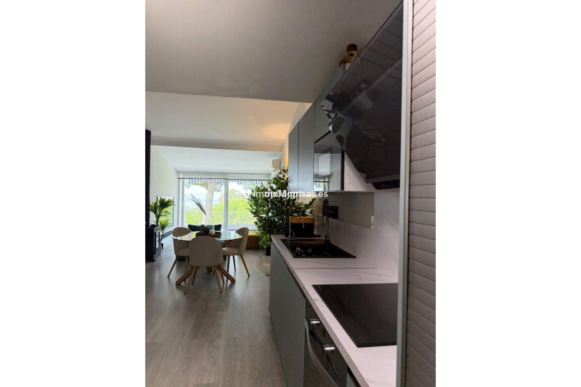 Reventa - Apartamento - Estepona  - Estepona Centro