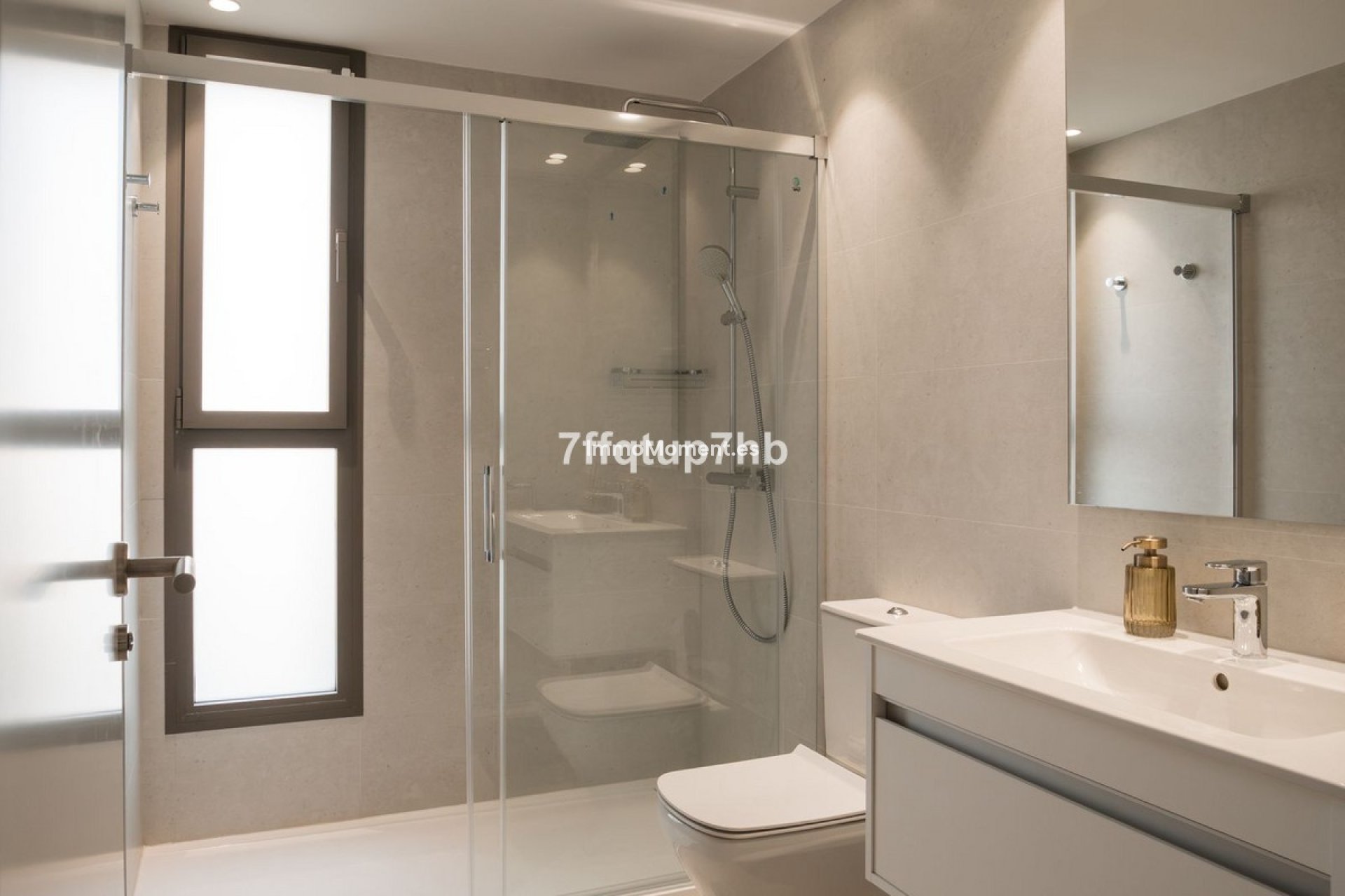 Reventa - Apartamento - Estepona  - Estepona Centro