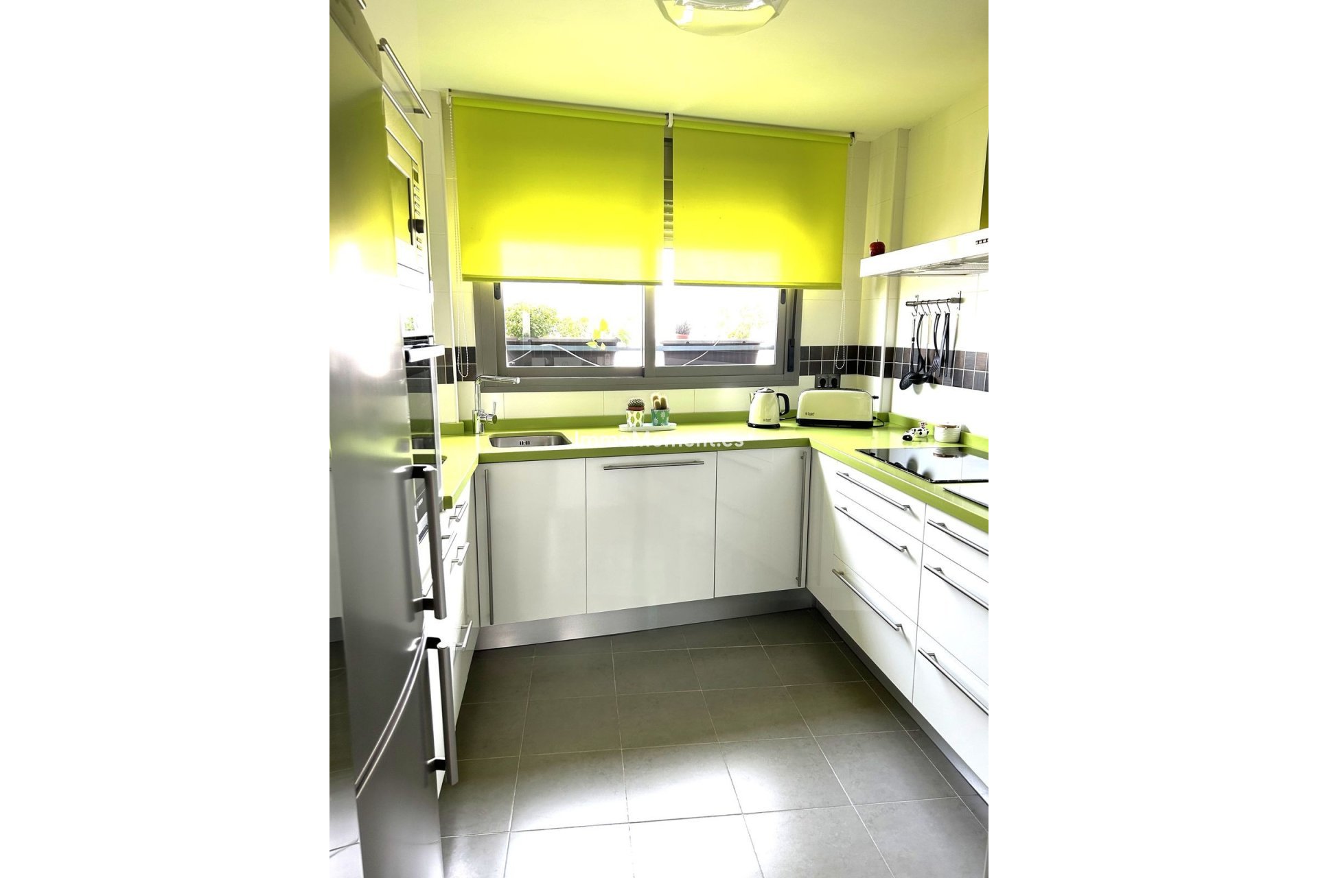 Reventa - Apartamento - Interior  - Alhaurín el Grande Centro