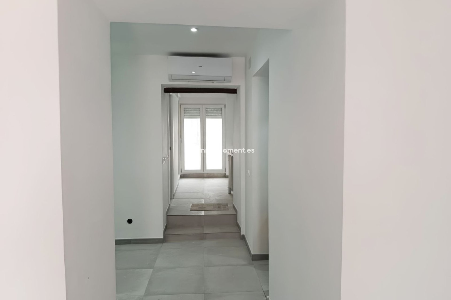 Reventa - Apartamento - Interior  - Alhaurín el Grande Centro