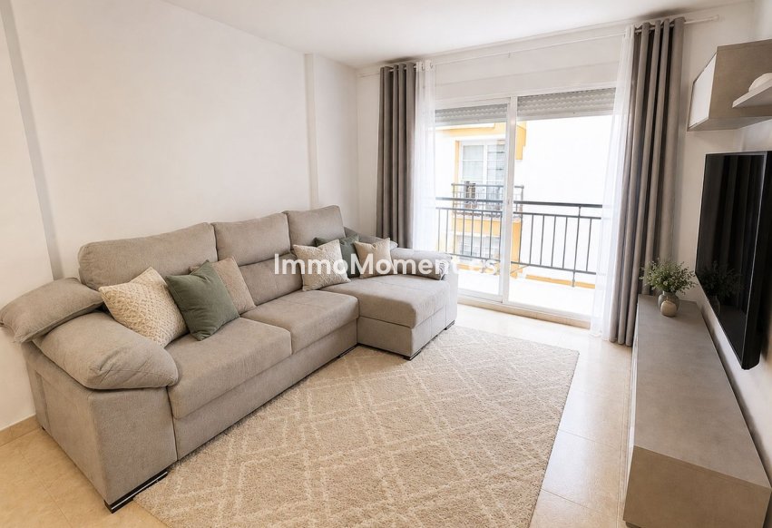 Reventa - Apartamento - Interior  - Guaro