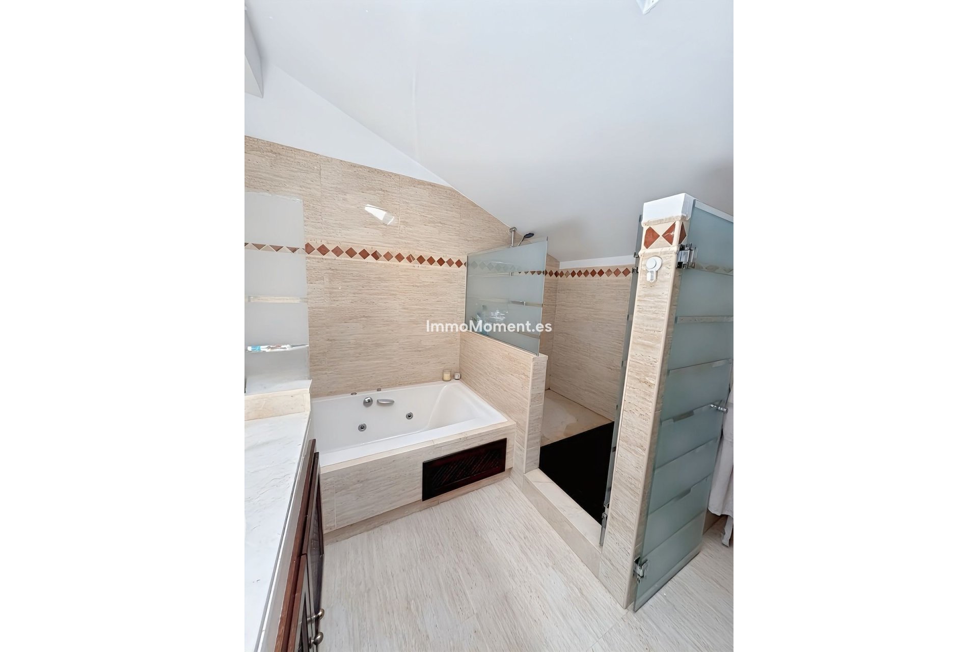 Reventa - Apartamento - Interior  - Ojén