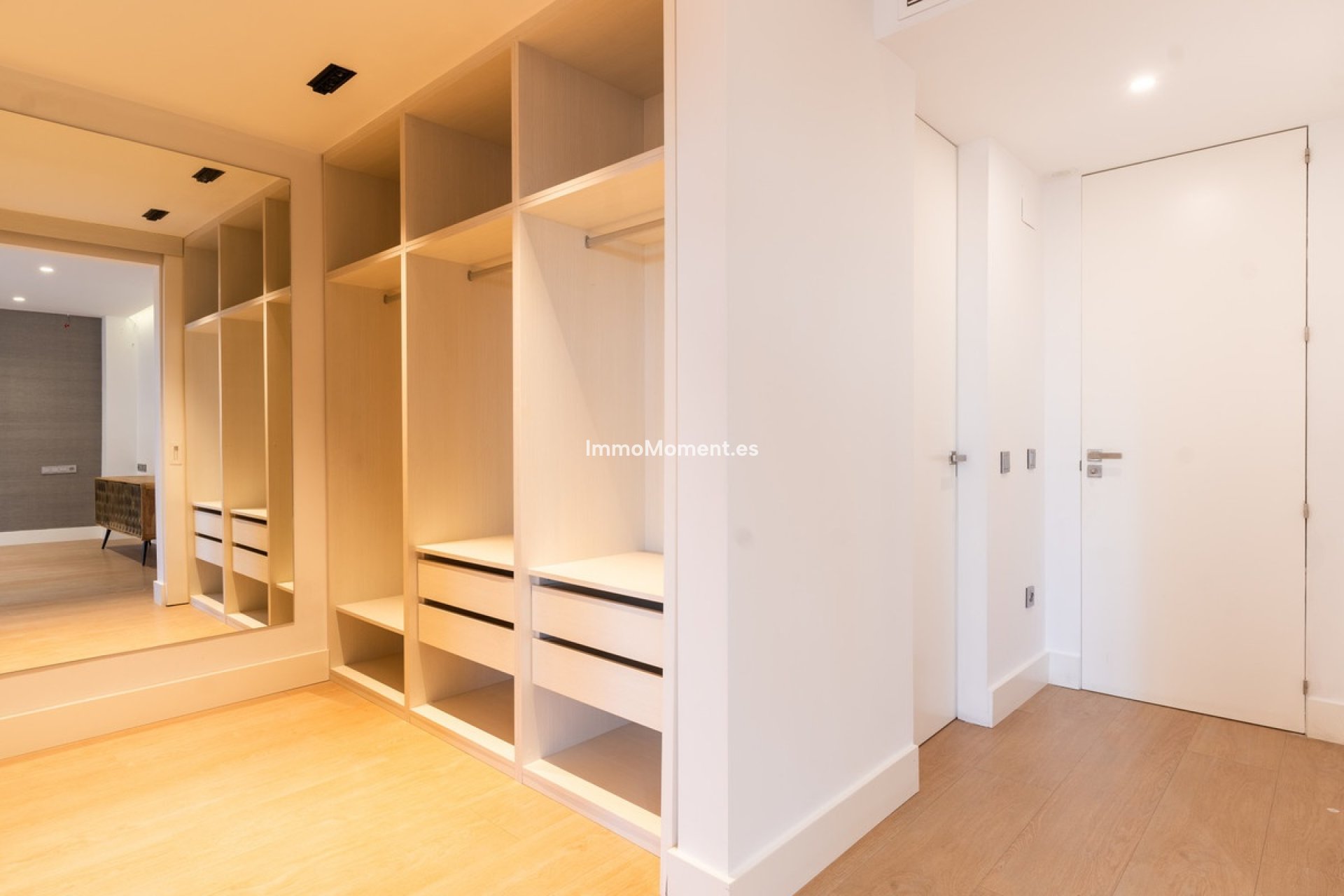 Reventa - Apartamento - Málaga - Málaga Centro
