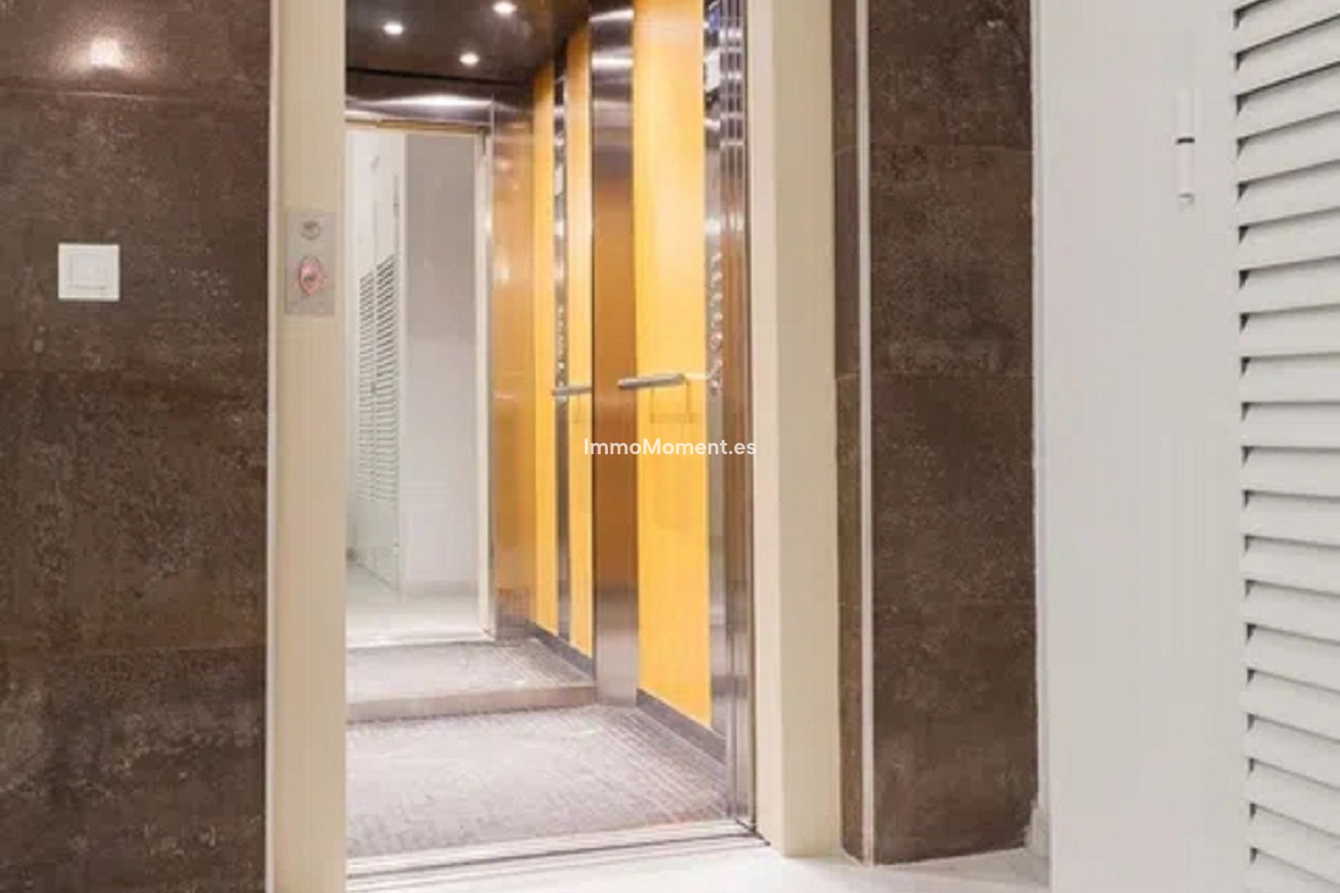 Reventa - Apartamento - Málaga - Málaga Centro
