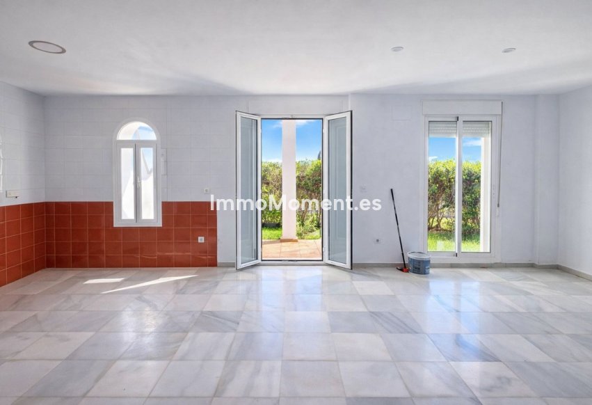 Reventa - Apartamento - Manilva - La Duquesa