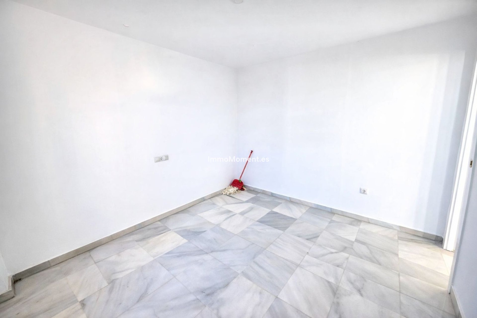 Reventa - Apartamento - Manilva - La Duquesa