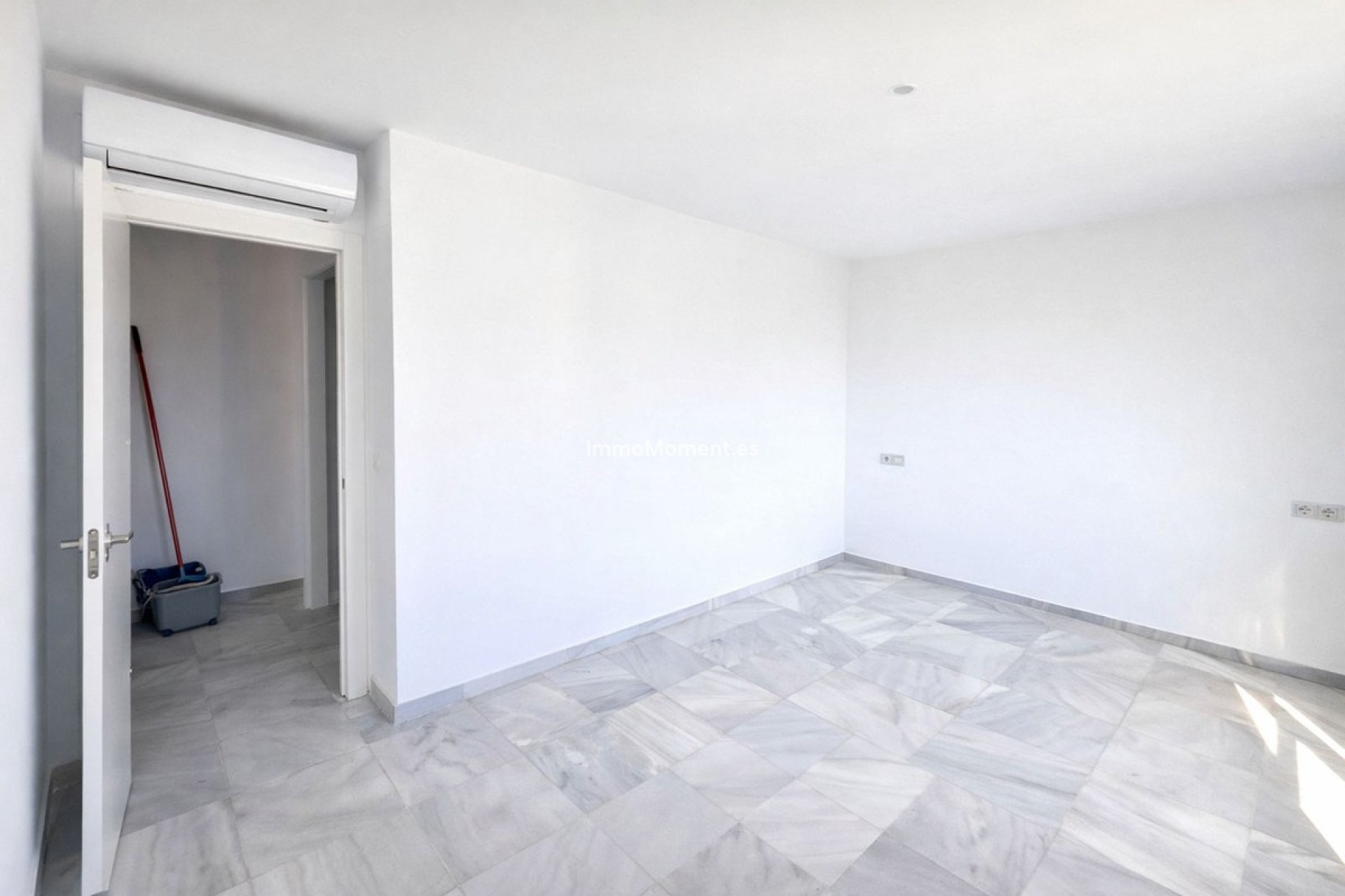 Reventa - Apartamento - Manilva - La Duquesa