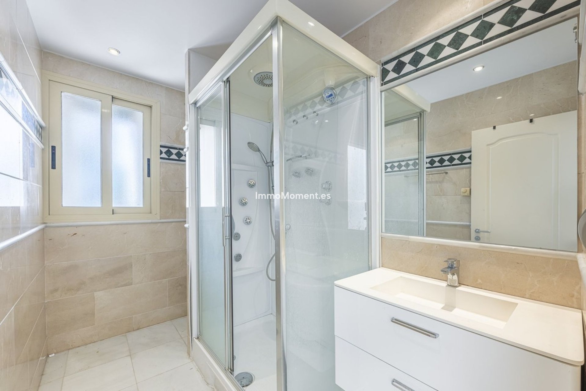 Reventa - Apartamento - Marbella - Aloha