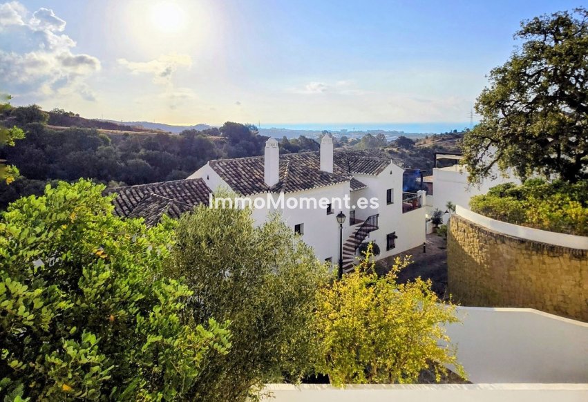 Reventa - Apartamento - Marbella - Altos de los Monteros