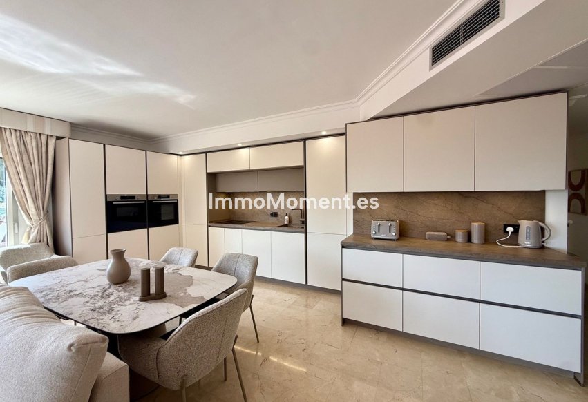 Reventa - Apartamento - Marbella - Elviria