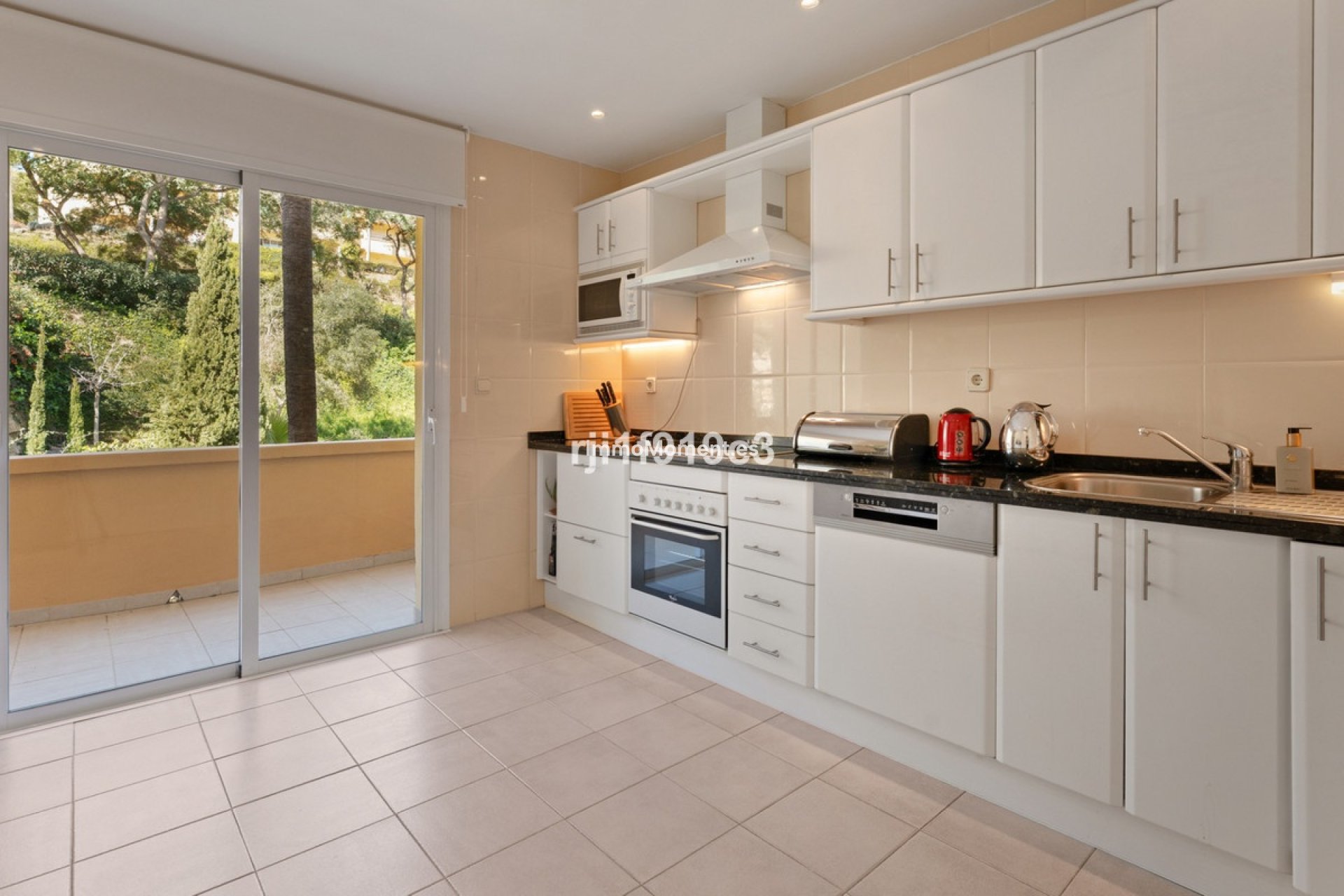 Reventa - Apartamento - Marbella - Elviria