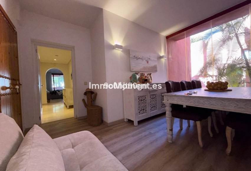 Reventa - Apartamento - Marbella - Elviria