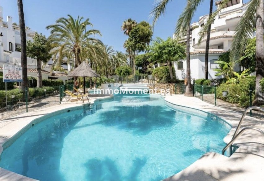Reventa - Apartamento - Marbella - Elviria