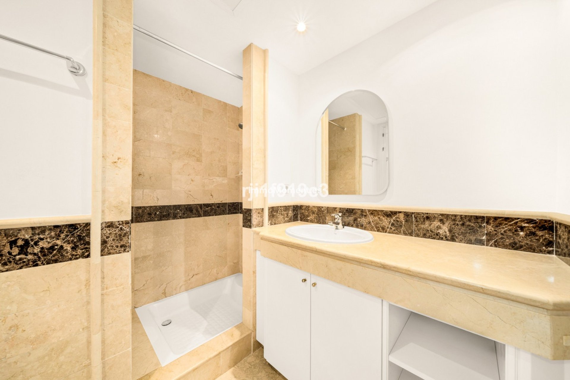 Reventa - Apartamento - Marbella - Elviria