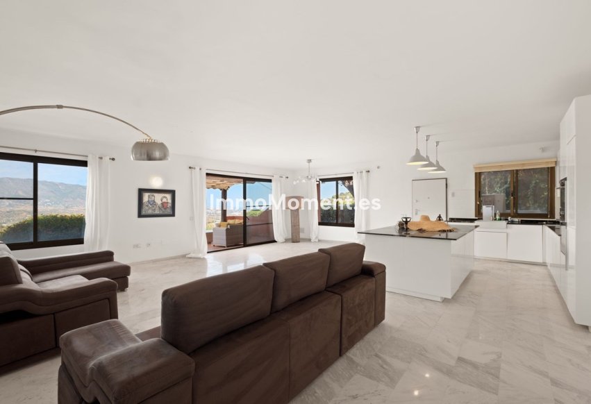 Reventa - Apartamento - Marbella - La Mairena