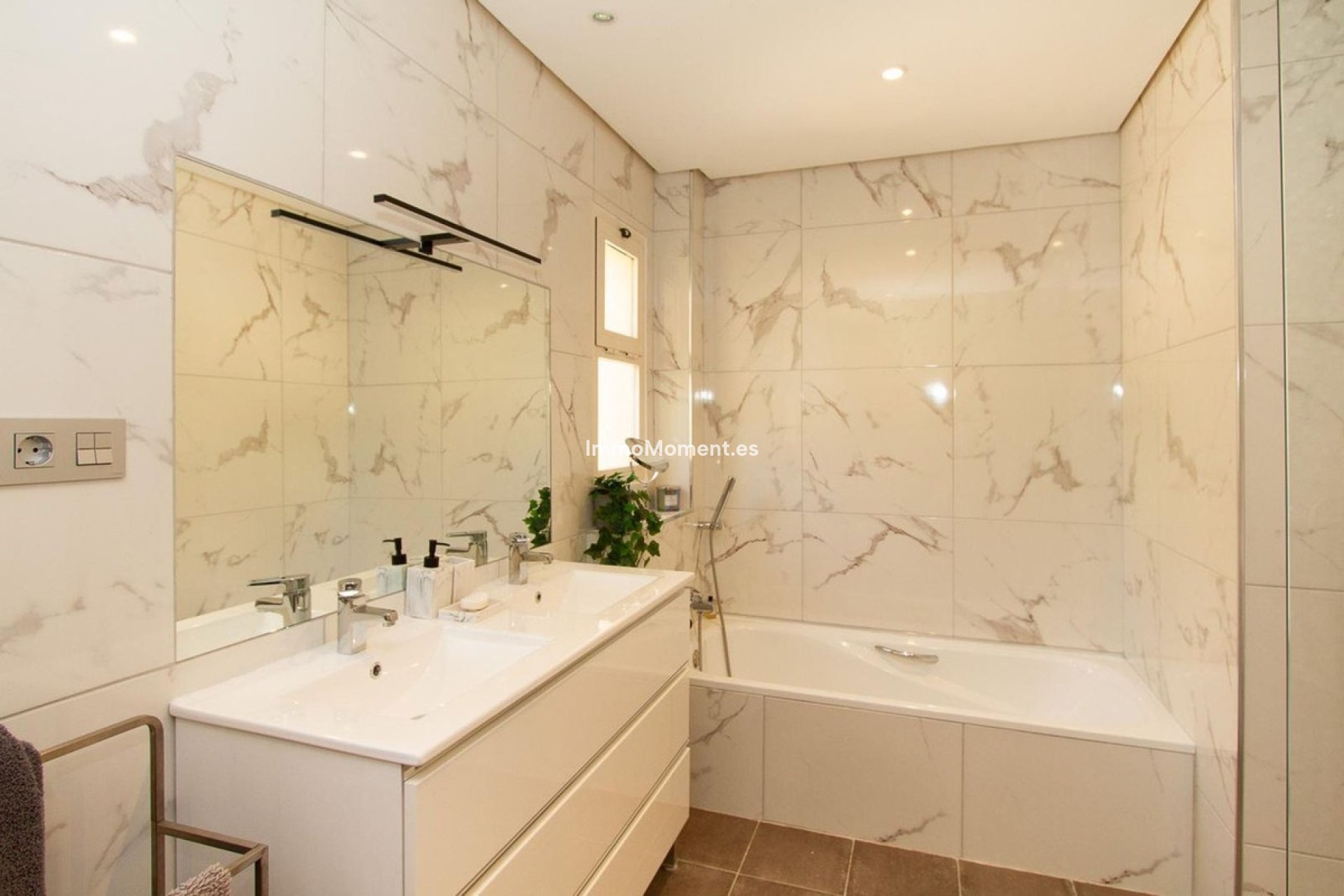 Reventa - Apartamento - Marbella - La Mairena