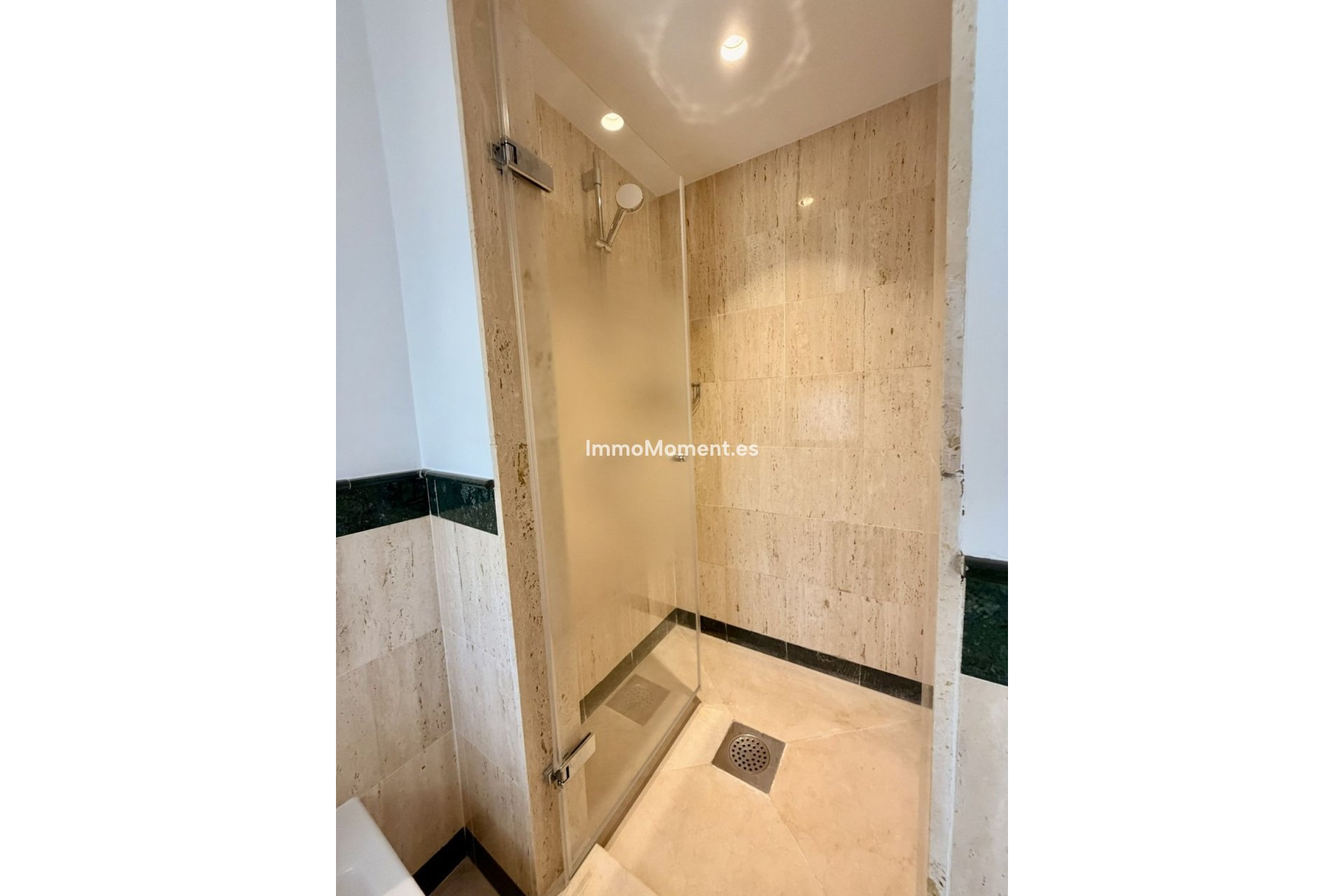Reventa - Apartamento - Marbella - Nueva Andalucía