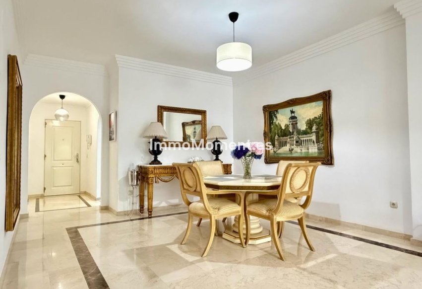 Reventa - Apartamento - Marbella - Nueva Andalucía