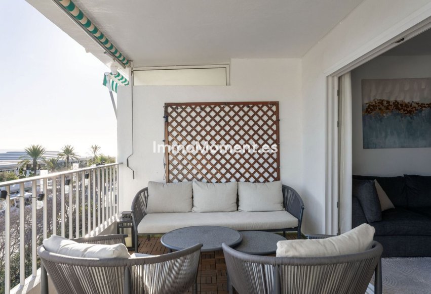 Reventa - Apartamento - Marbella - Nueva Andalucía