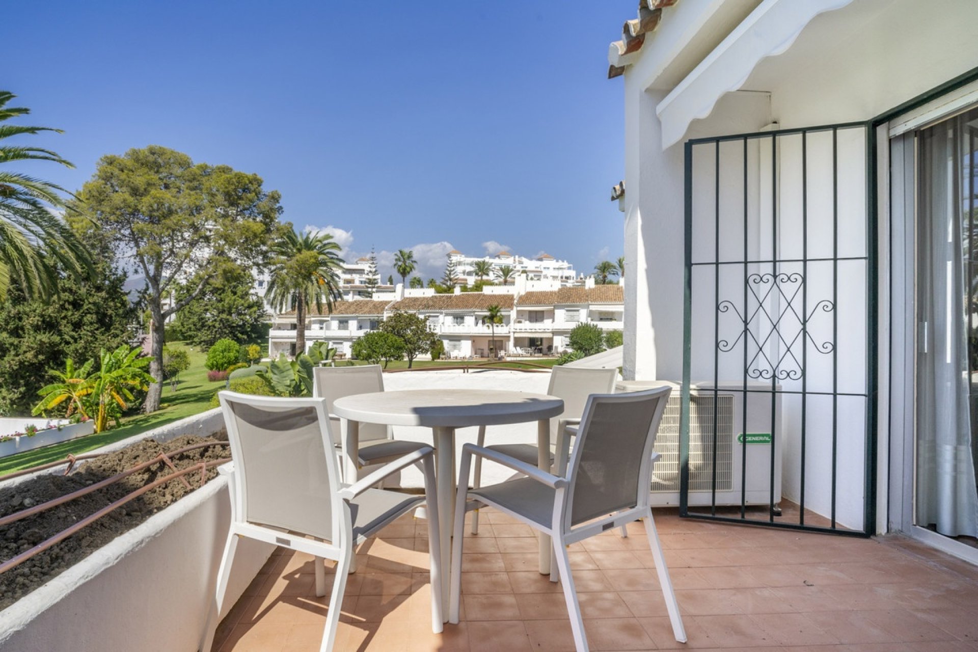 Reventa - Apartamento - Marbella - Nueva Andalucía