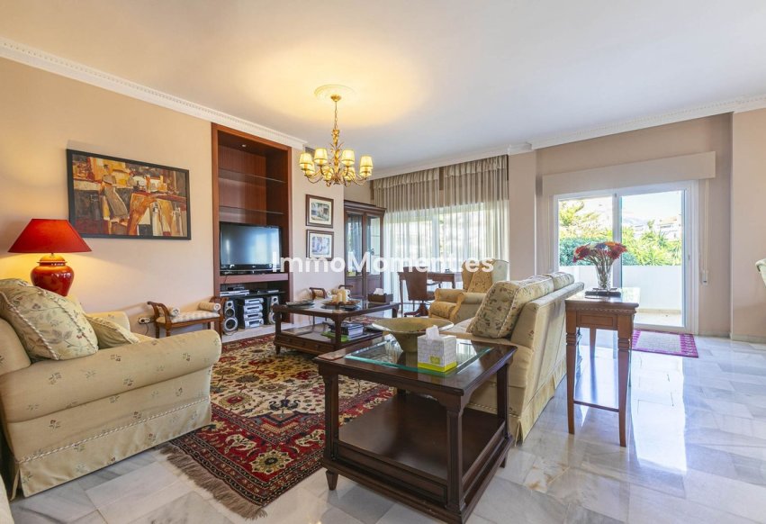 Reventa - Apartamento - Marbella - Nueva Andalucía