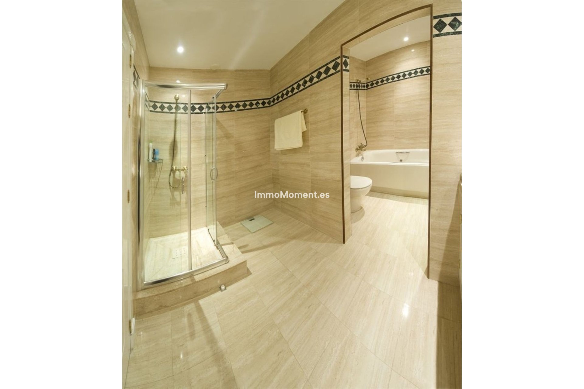 Reventa - Apartamento - Marbella - Nueva Andalucía