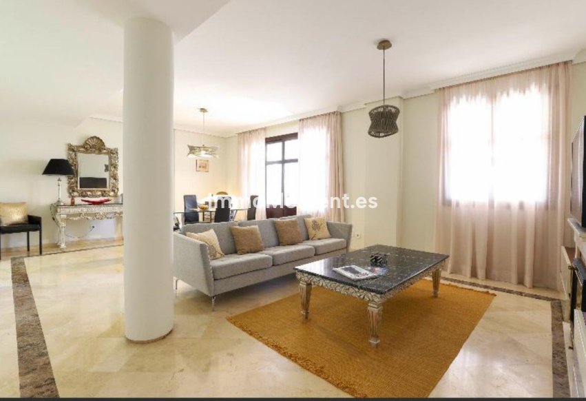 Reventa - Apartamento - Marbella - Nueva Andalucía