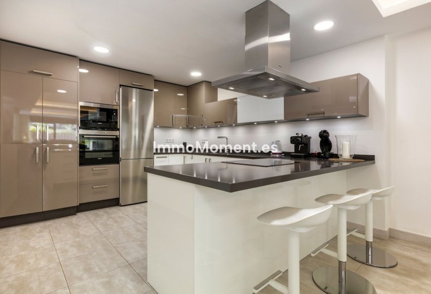 Reventa - Apartamento - Marbella - Nueva Andalucía