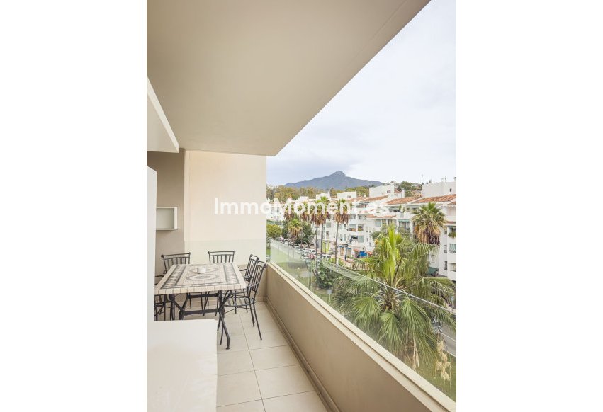 Reventa - Apartamento - Marbella - Nueva Andalucía