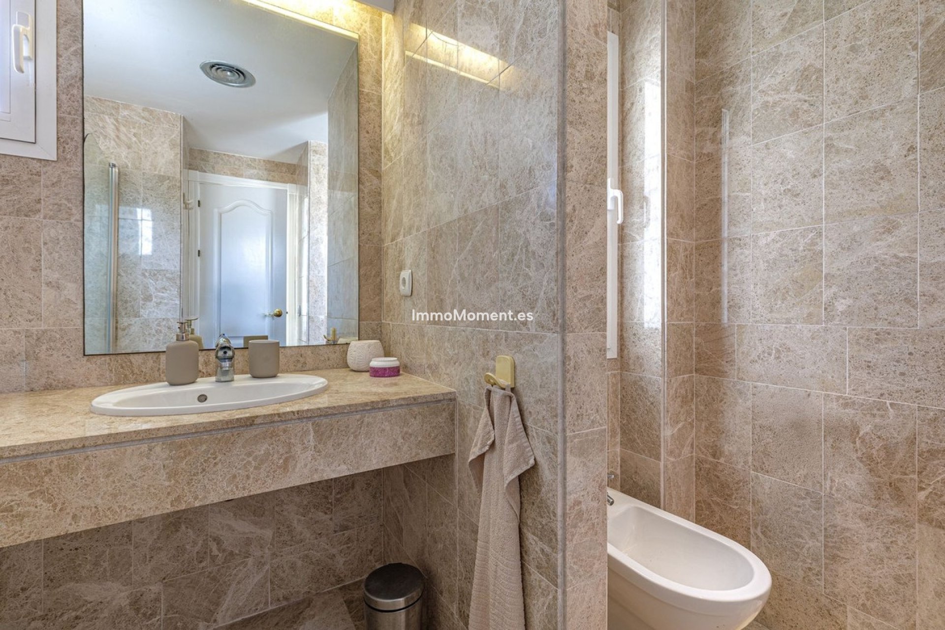 Reventa - Apartamento - Marbella - Nueva Andalucía
