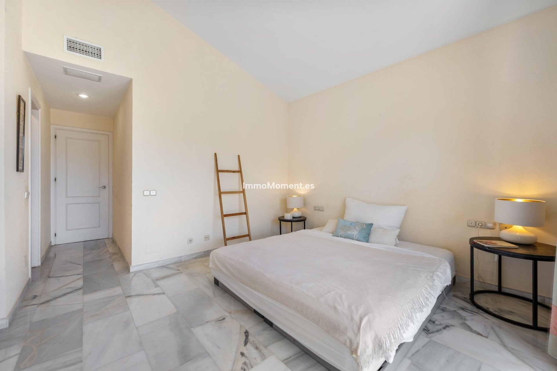 Reventa - Apartamento - Marbella - Nueva Andalucía