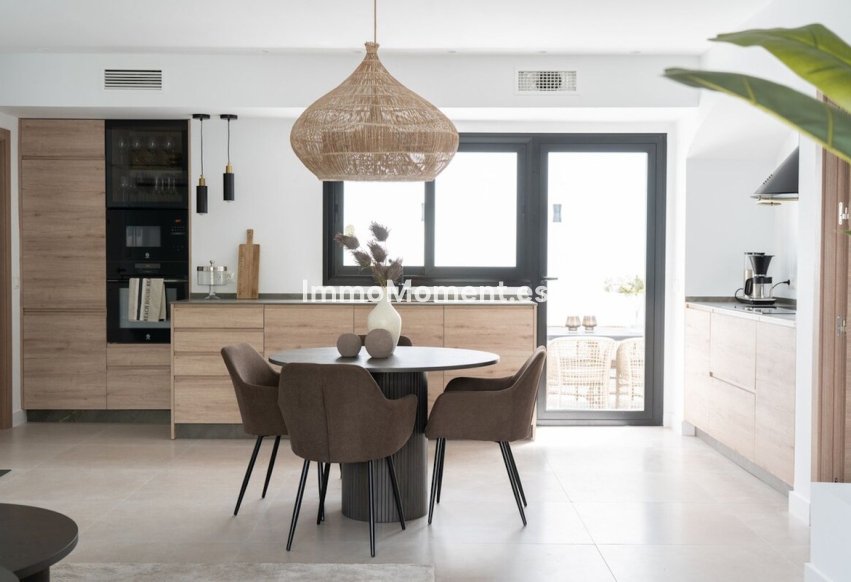 Reventa - Apartamento - Marbella - Nueva Andalucía