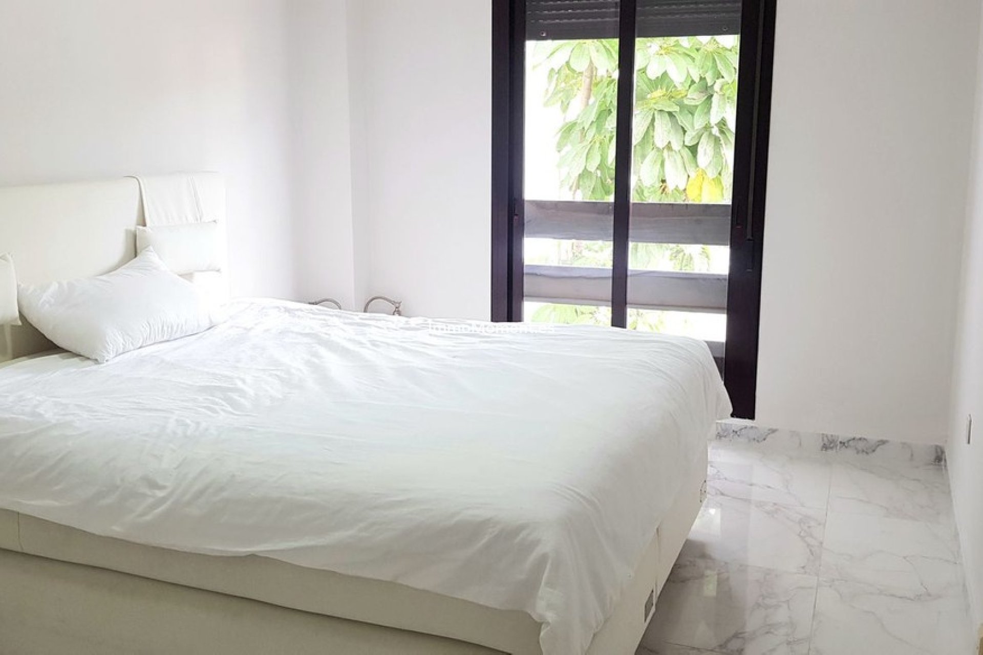 Reventa - Apartamento - Marbella - Nueva Andalucía