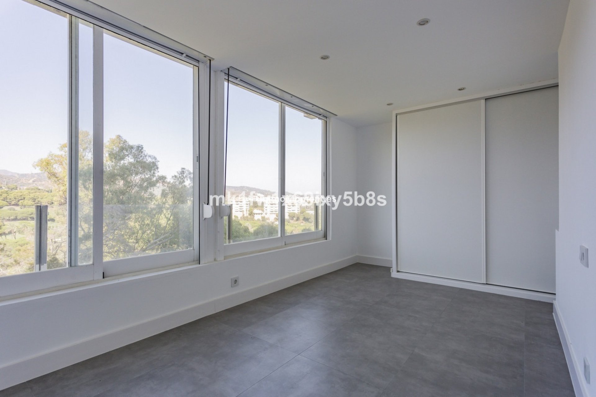 Reventa - Apartamento - Marbella - Río Real