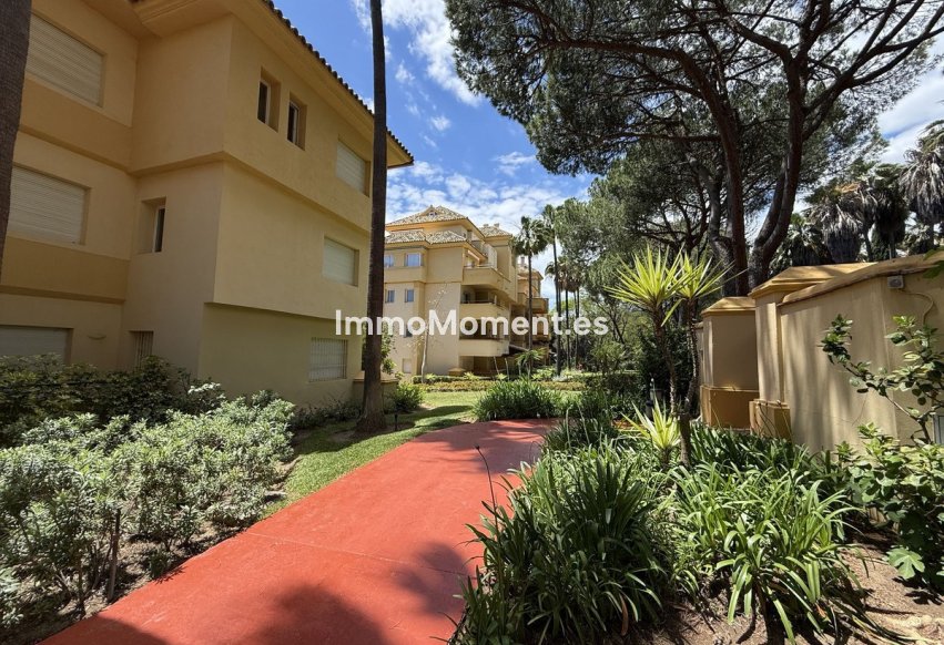 Reventa - Apartamento - Marbella - Río Real