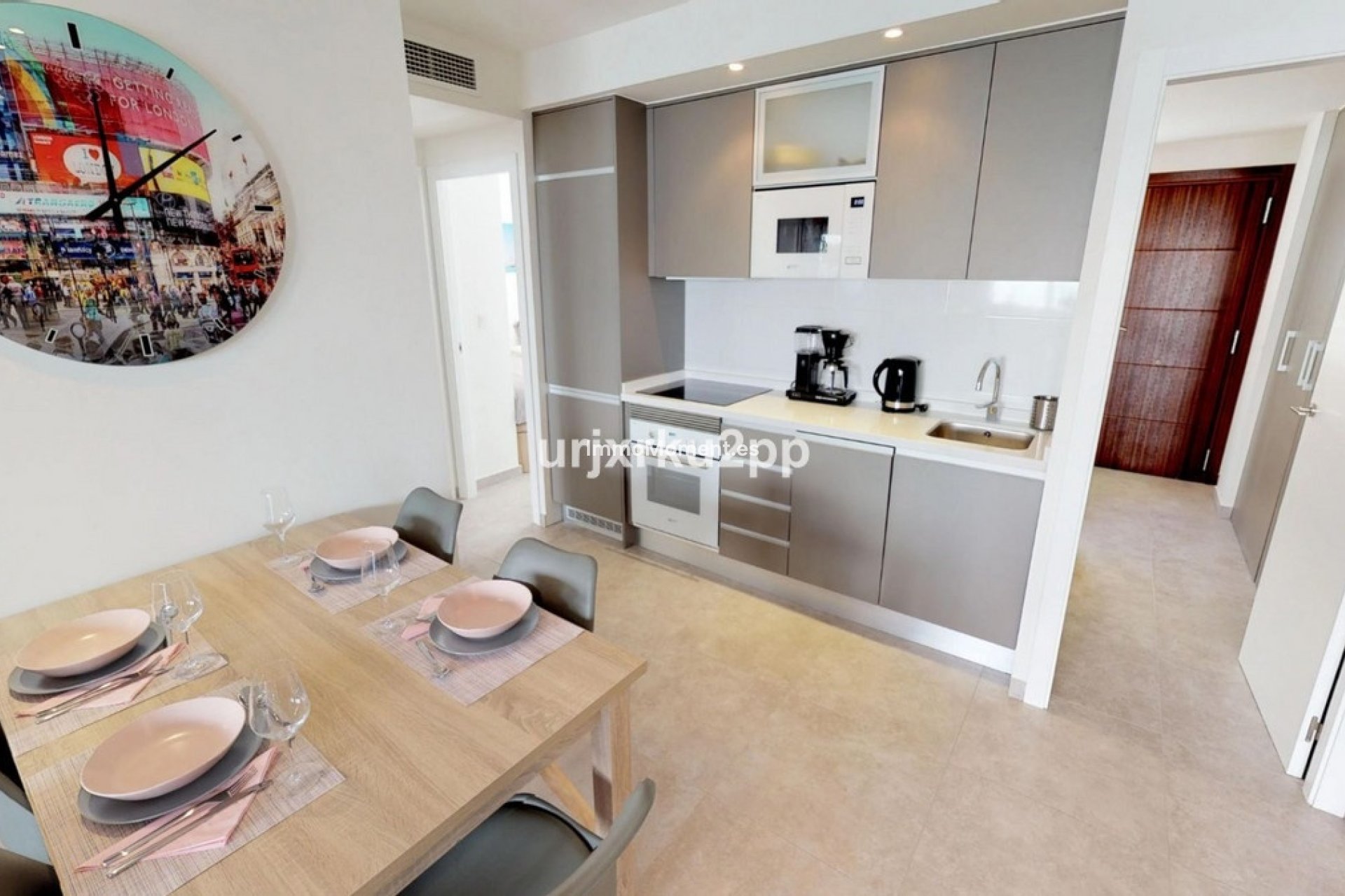 Reventa - Apartamento - Torrevieja - Aguas Nuevas