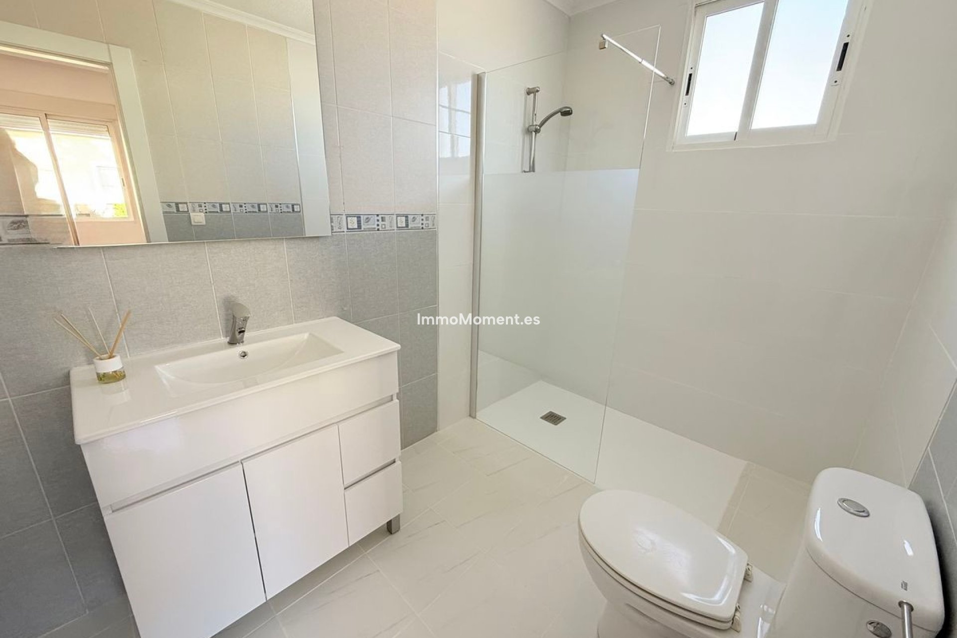 Reventa - Casa de campo - Dolores - Dolores Centro