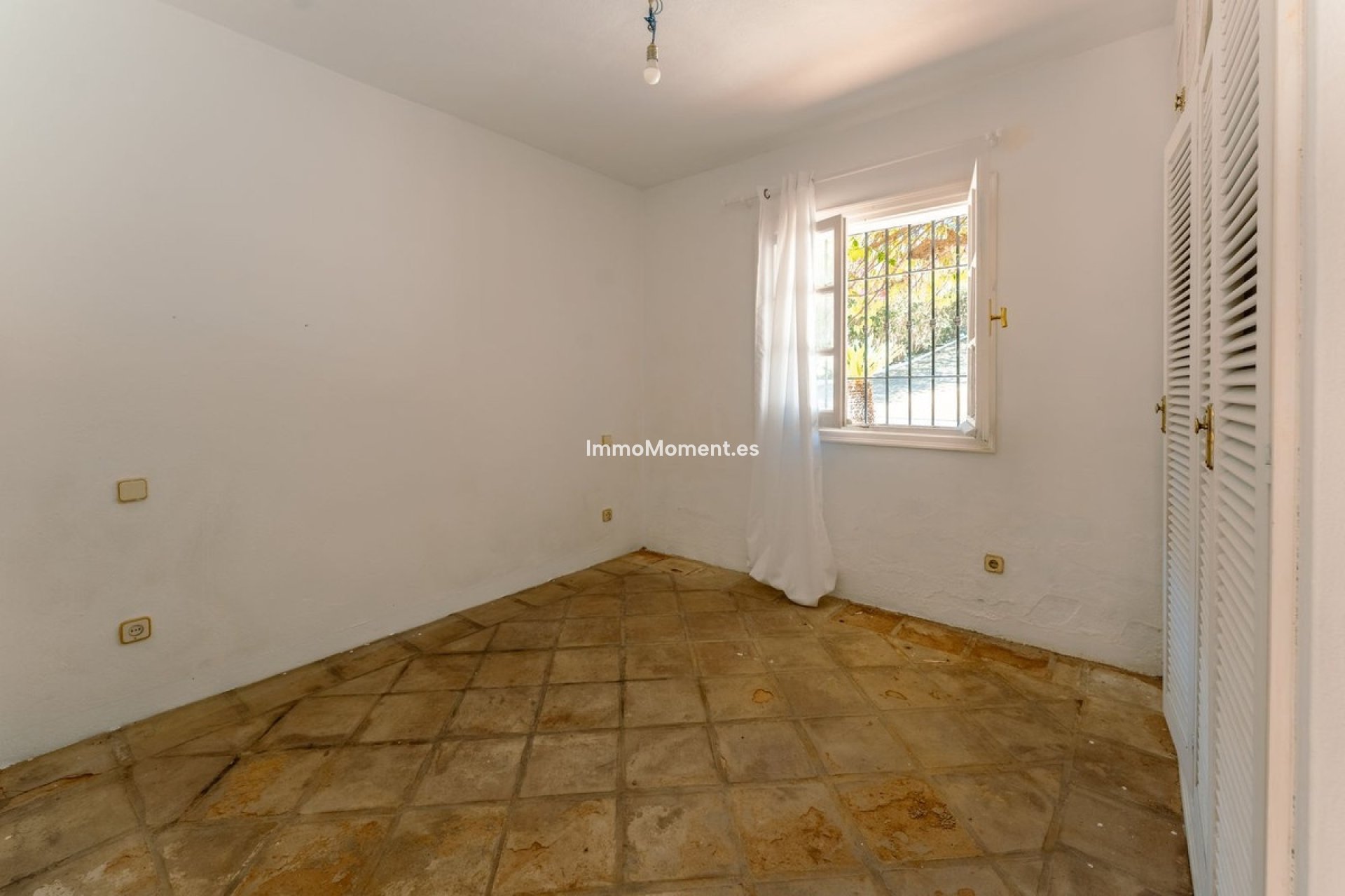 Reventa - Casa de campo - Estepona  - Cancelada